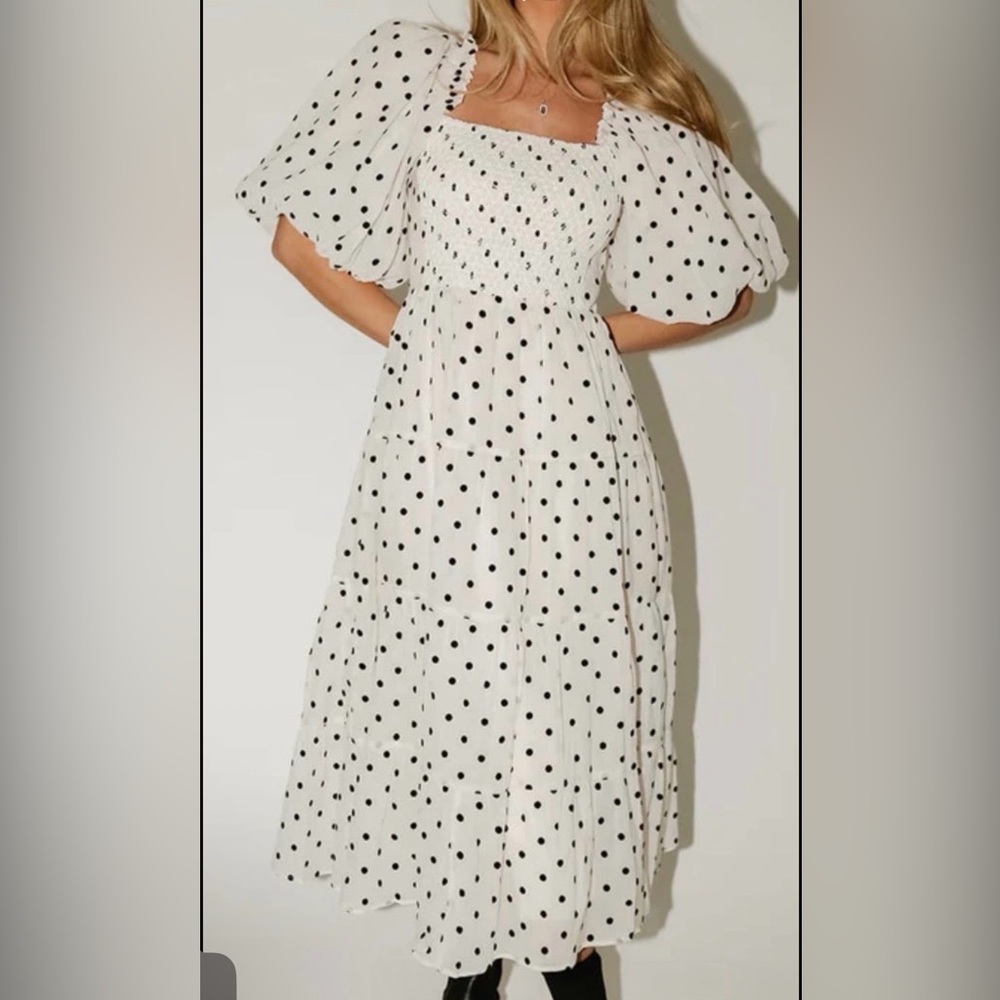 NWOT 🤍🖤 Polka Dot Midi Dress